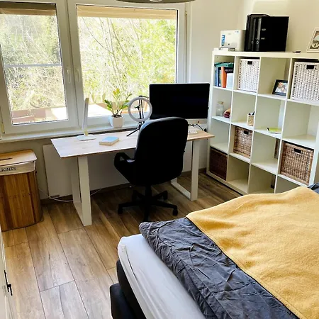 Ruhiges Haeuschen Am Wald Mit Kamin, Terrasse * Bucha (Burgenlandkreis)