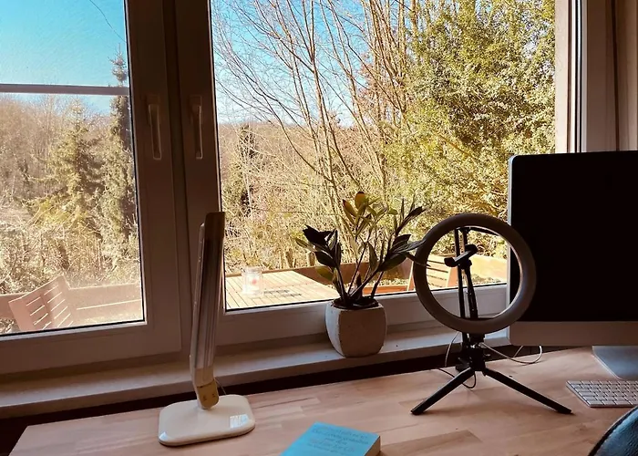 Ruhiges Haeuschen Am Wald Mit Kamin, Terrasse * Bucha (Burgenlandkreis)