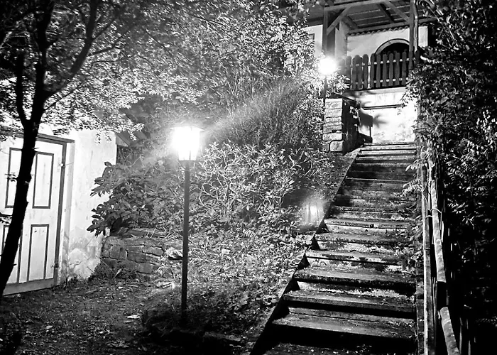 Ruhiges Haeuschen Am Wald Mit Kamin, Terrasse Tatil Evi *